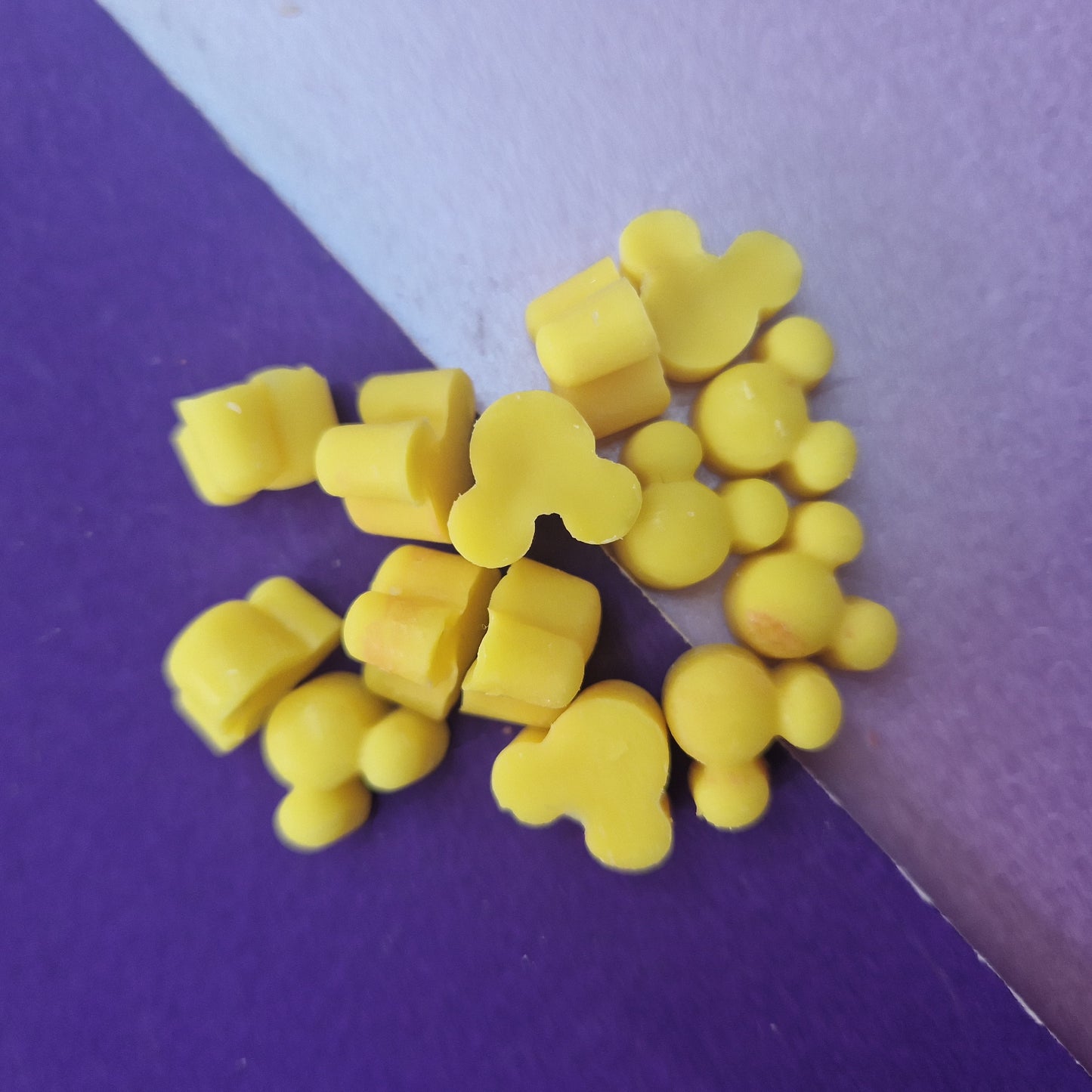 Eco Robot / Spring Chick mini mouse melts soy handpoured wax melt