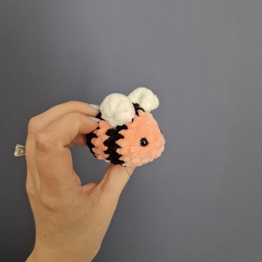 Light yellow coloured chunky crochet bee keyring