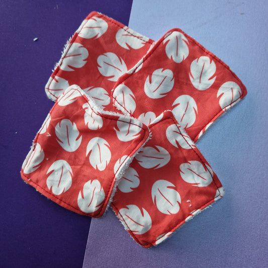 Leaf Dress Reusable bamboo wipe