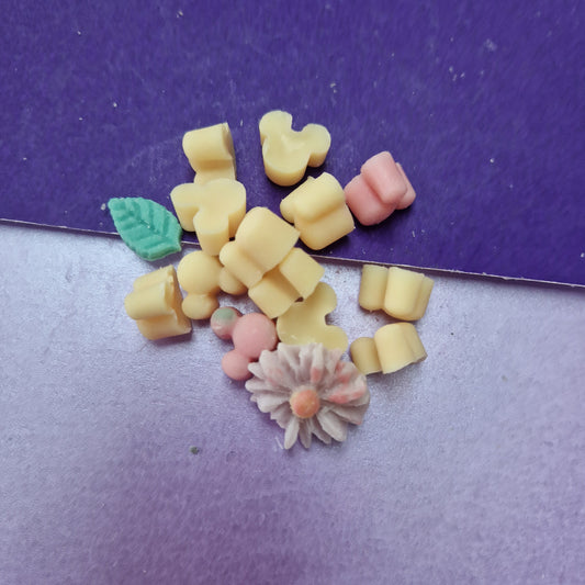 Snuggly duckling mini mouse melts soy handpoured wax melt
