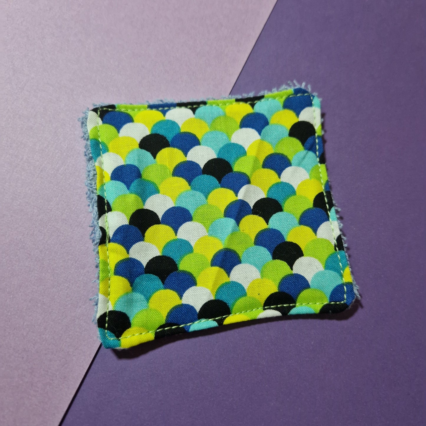 Scales reusable Terry towelling wipe