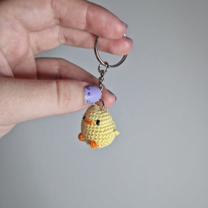 Chick micro crochet keyring