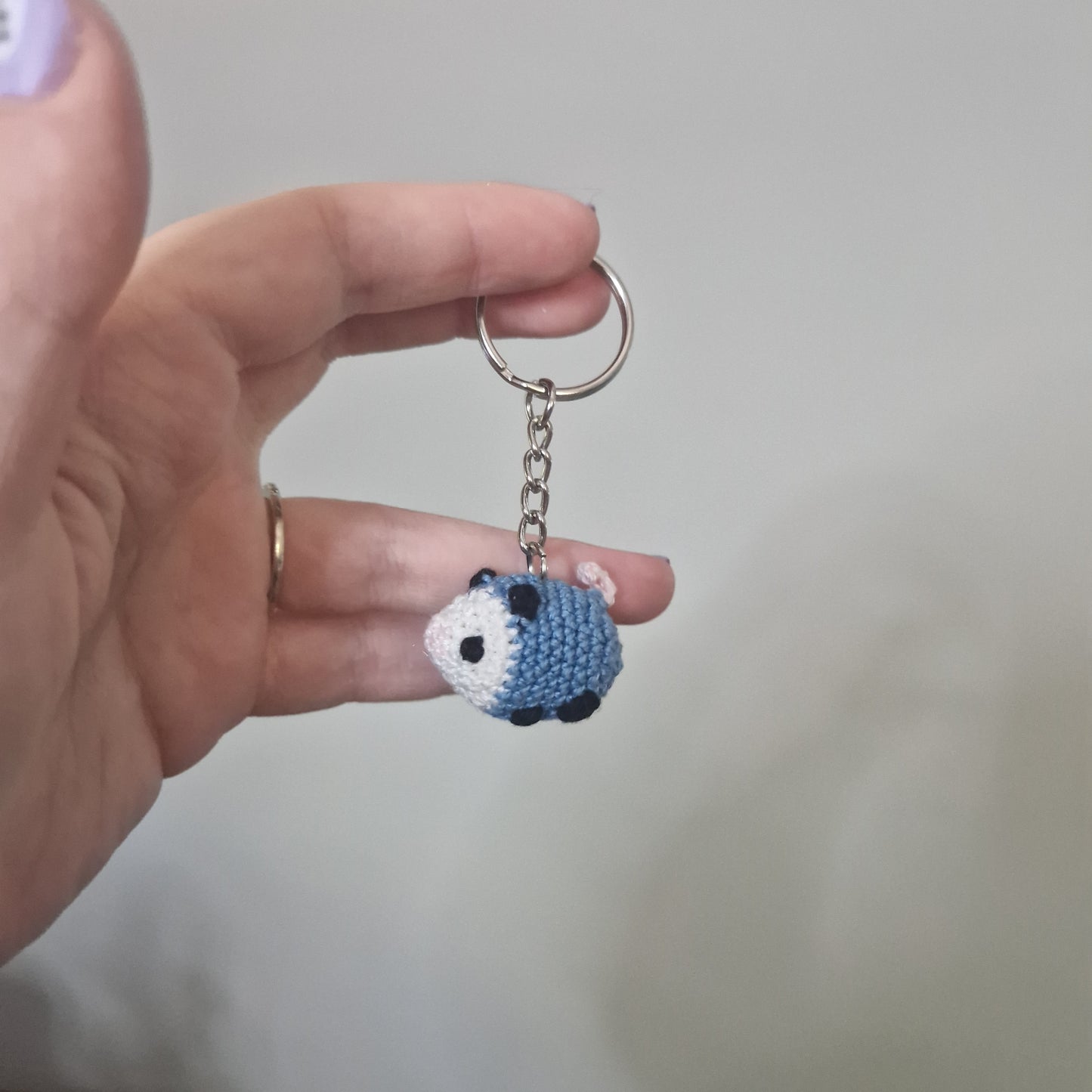 Opossum micro crochet keyring