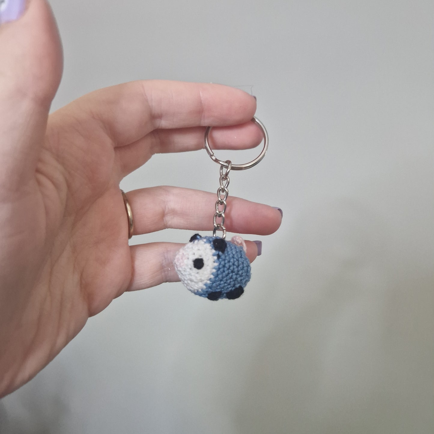 Opossum micro crochet keyring